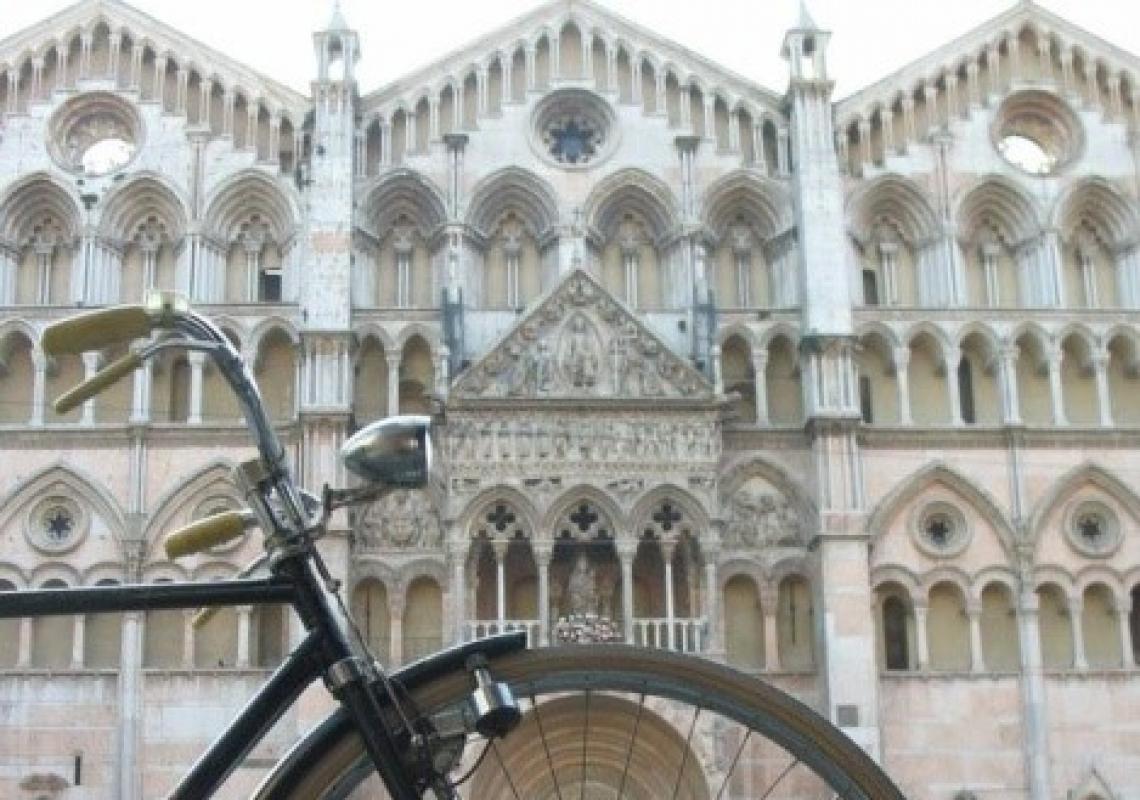 Ferrara Bike Tour con Le Guide d'Arte - 27 settembre